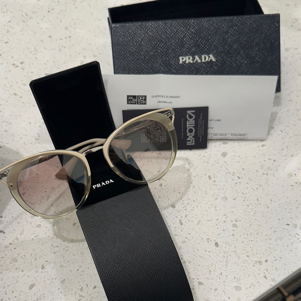 Prada Elegant silver Frame Sunglasses